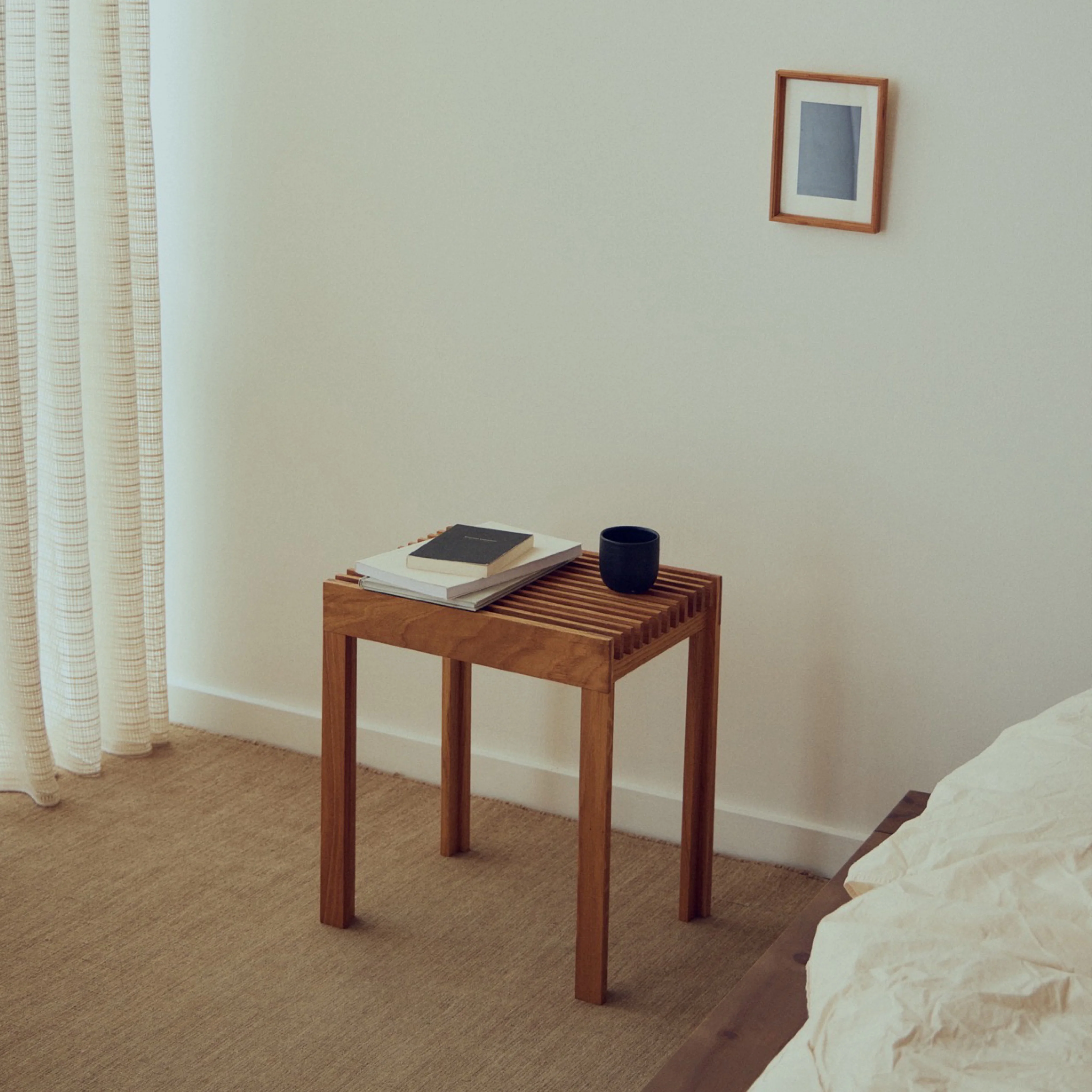 Form & Refine Lightweight Stool - Image 9