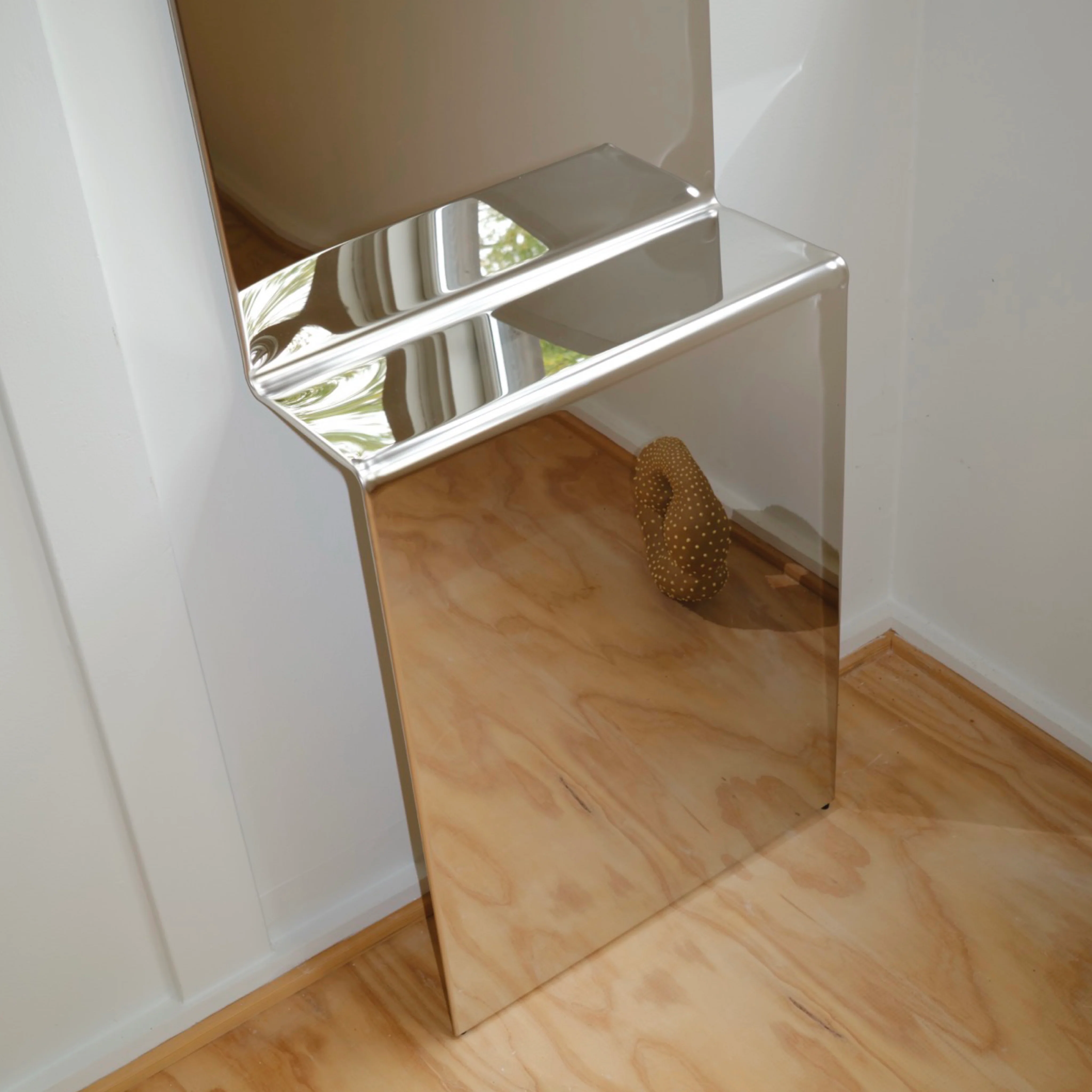 Muuto Pleat Mirror - Image 3