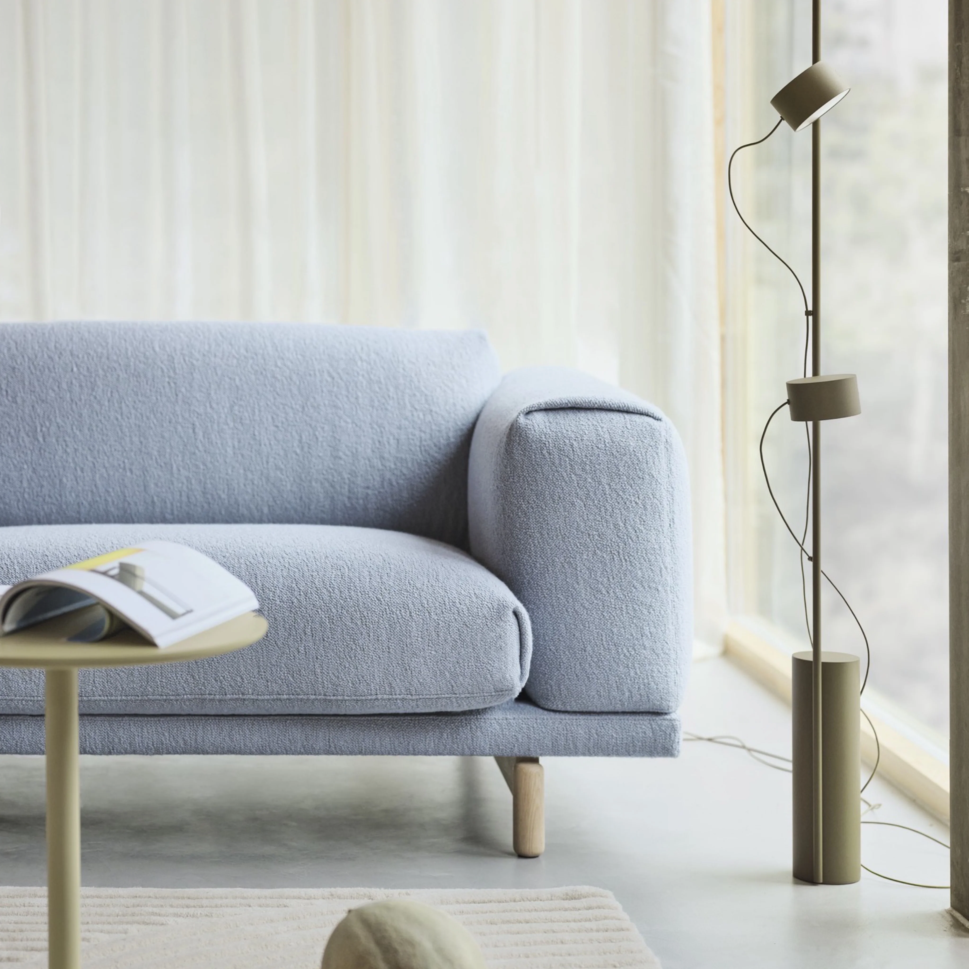 Muuto Post Floor Lamp - Image 4