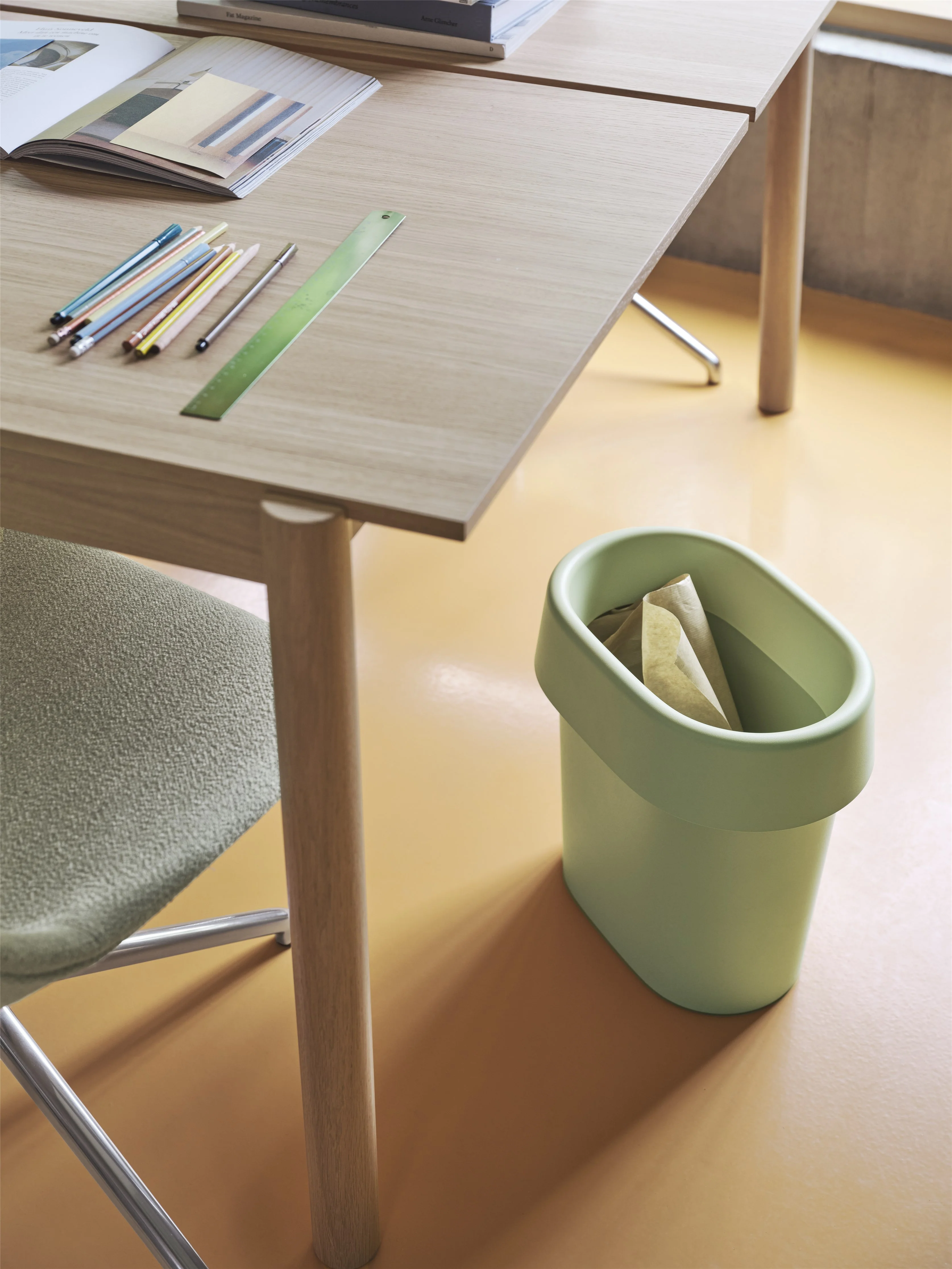 Muuto Reduce Paper Bin - Grey - Image 2
