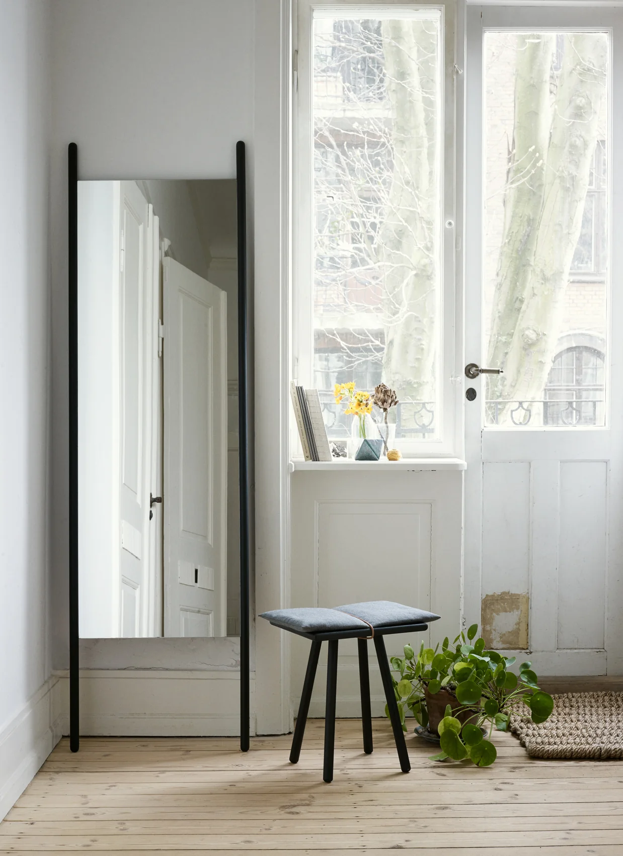 Fritz Hansen Collection Georg Mirror - Image 4