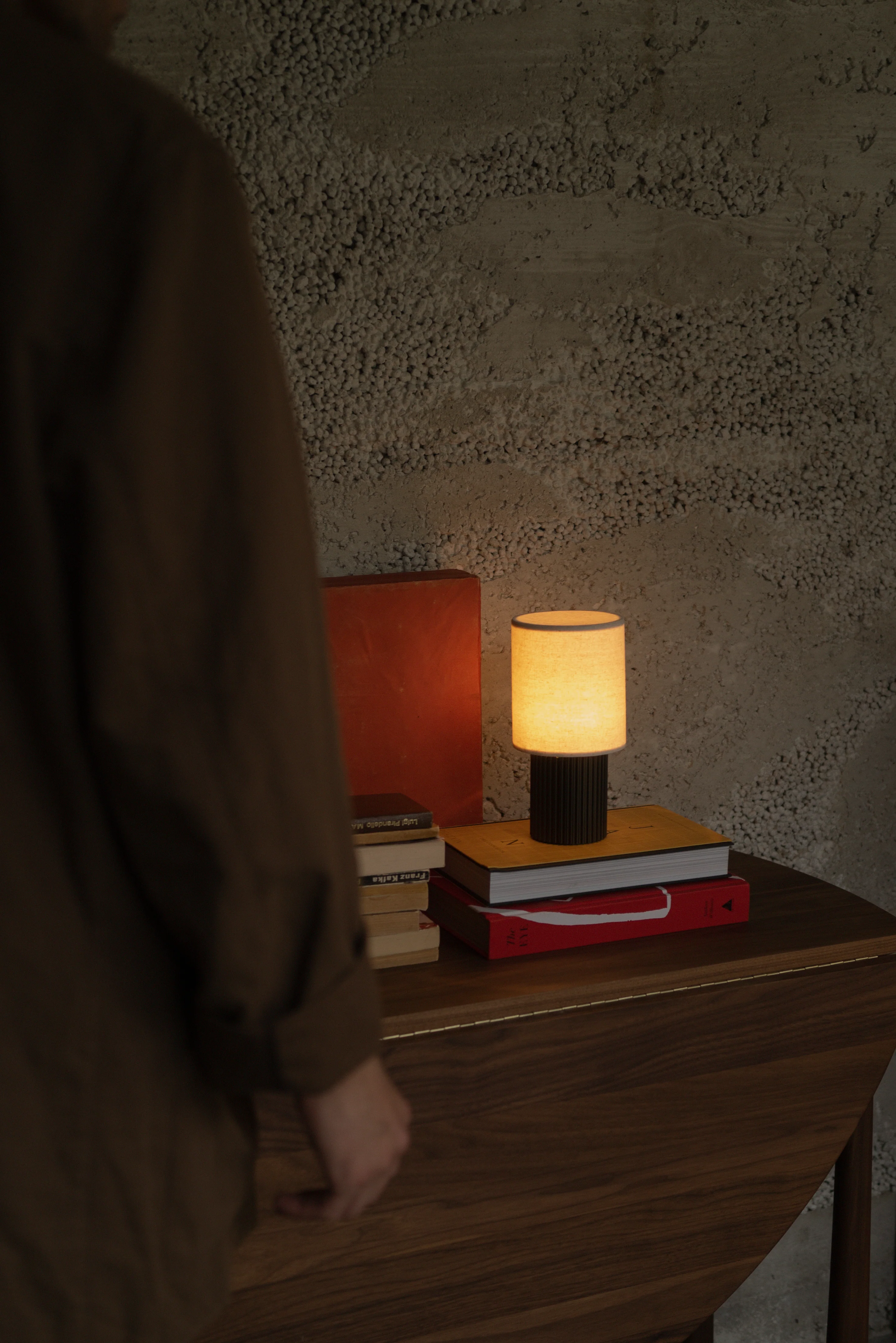 &Tradition Manhattan Portable Lamp - Image 4