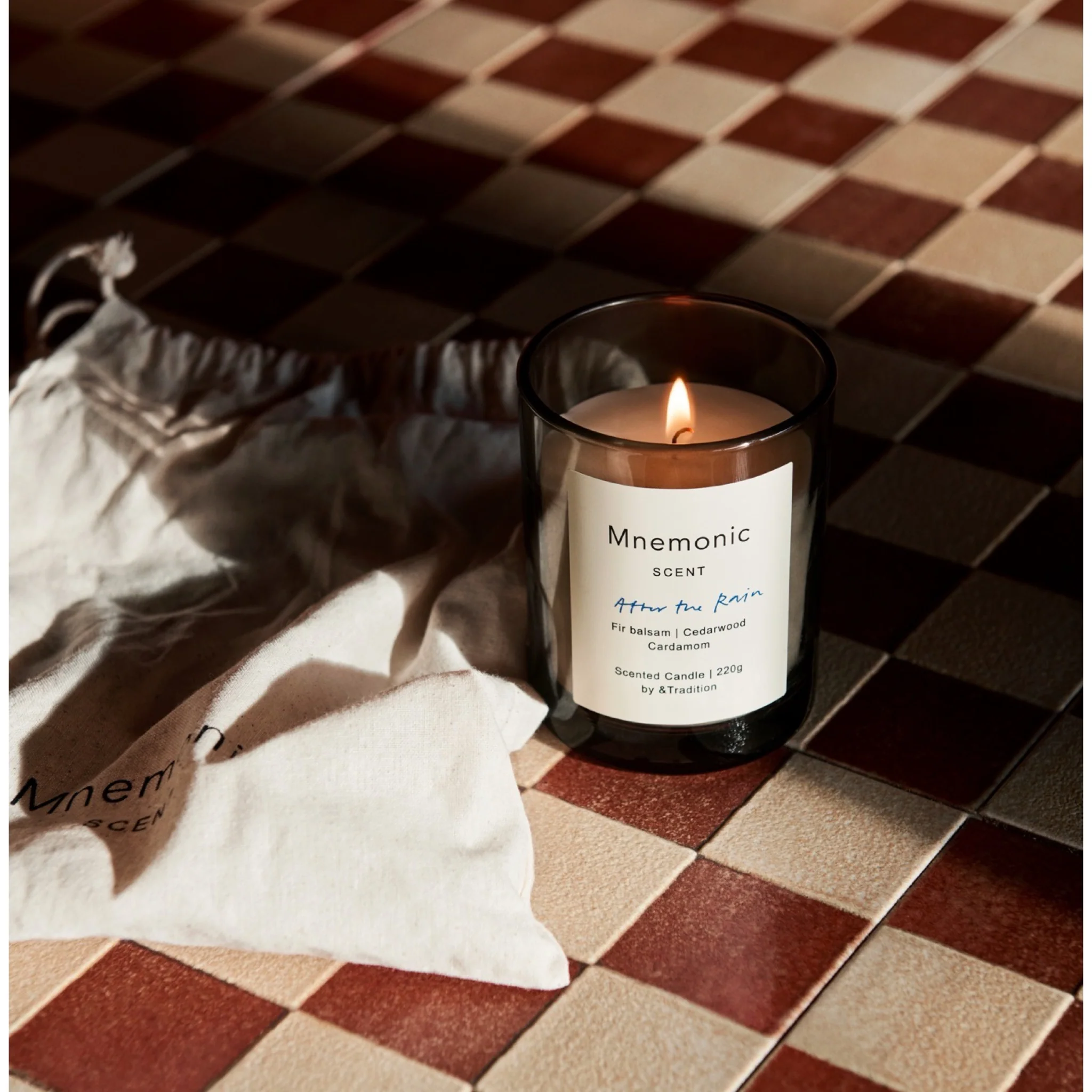 &Tradition Mnemonic Scented Candle - After the Rain (MNC5) - Image 2