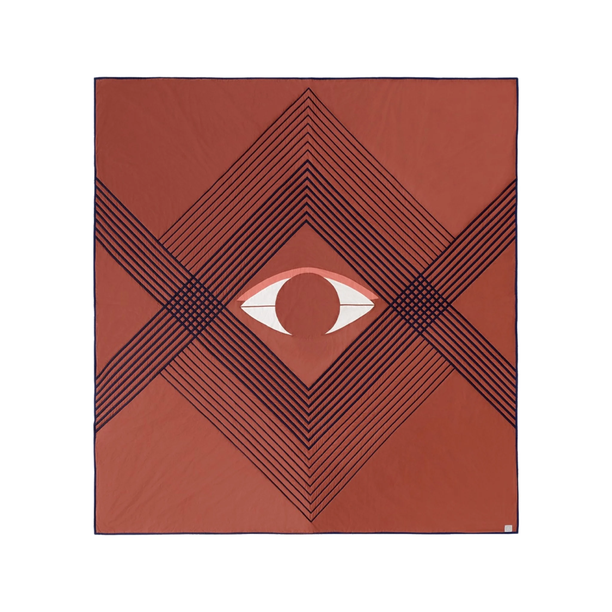 &Tradition The Eye Bedspread - Red/Brown (AP9)
